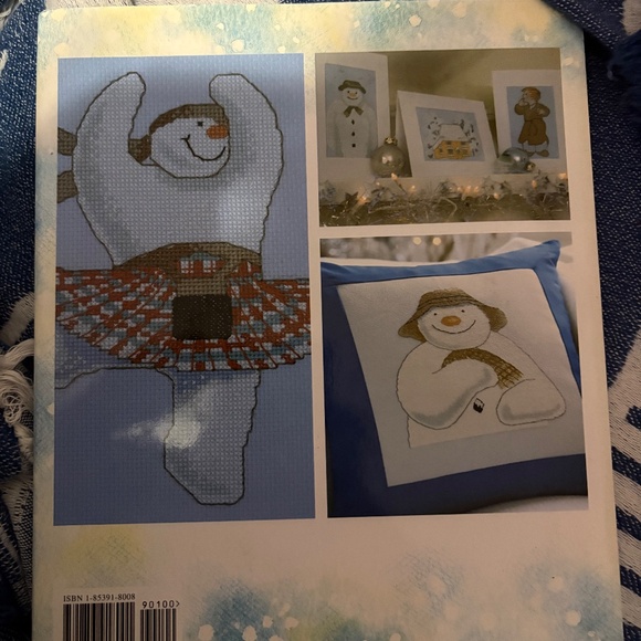 the snowman Raymond briggs christmas craft cross stitch HC book - Picture 3 of 4